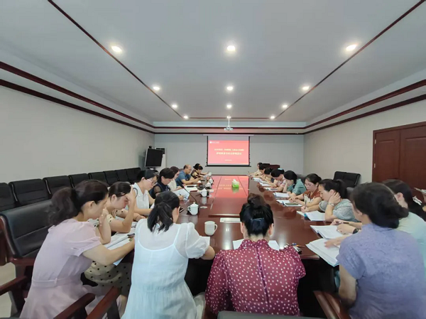 凝心聚力，实干笃行，共赴医院高质量发展——医院党委书记许玮参加护士长例会并提出工作要求